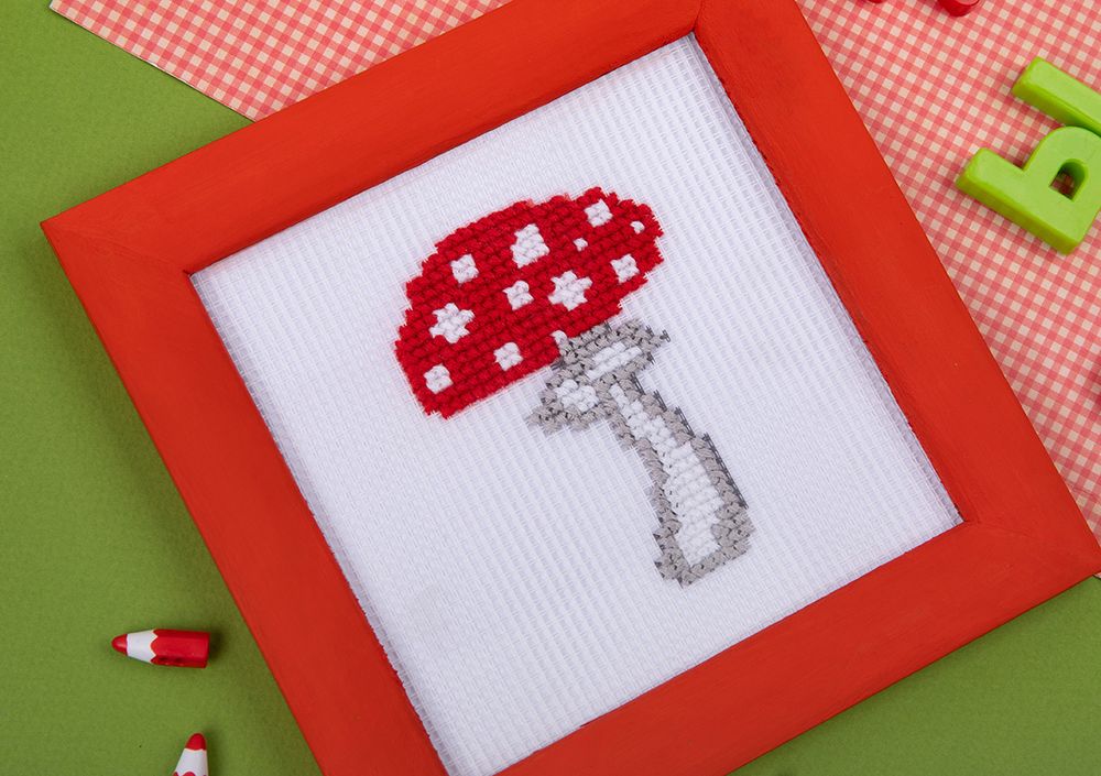 Набор для вышивания нитками Klart, Детские истории. Грибок, 9х12 см