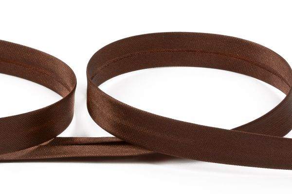 Косая бейка атласная 12 мм / 132±1 метра, 076 шоколадный, Gamma GK-12P