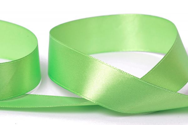 Лента атласная 1-сторонняя 25.0 мм / 33±2 метра, 089 св-салатовый, Gamma