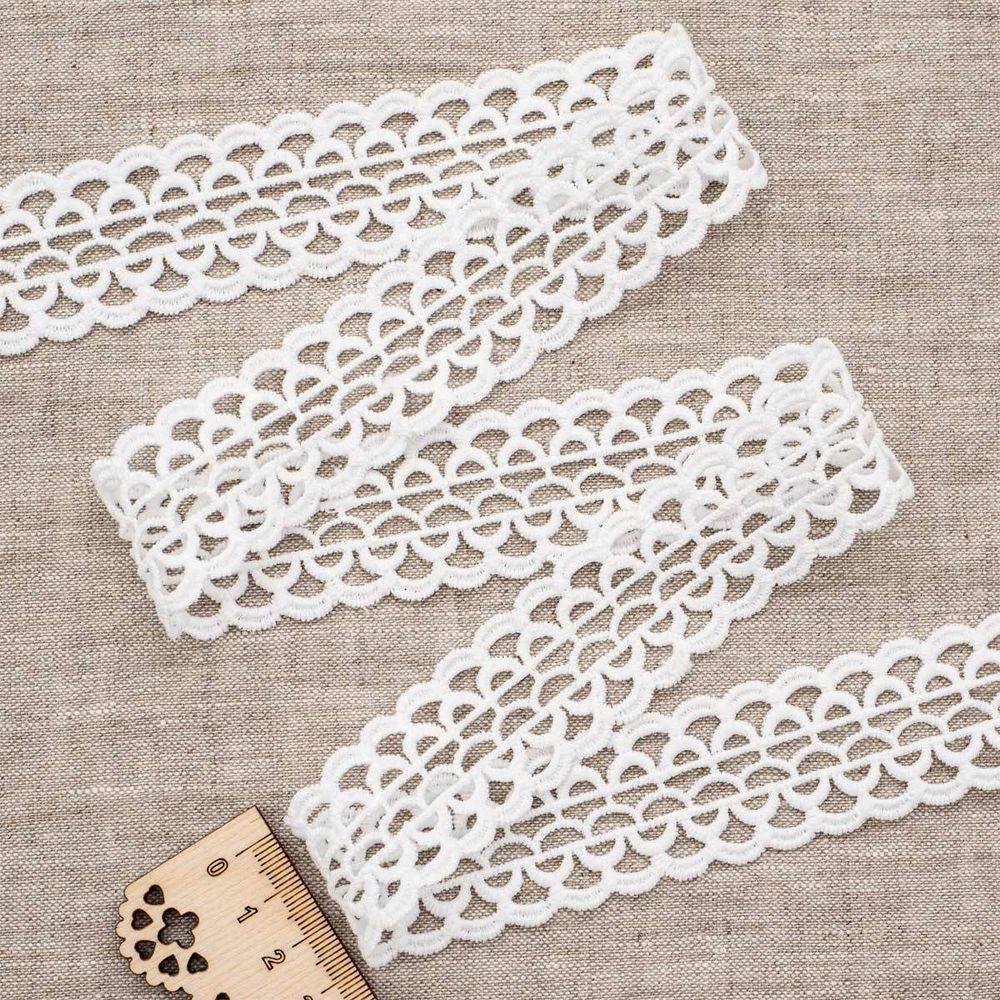 Кружево гипюр (плетёное) 33 мм, 3,4 м, ±4 см, белый