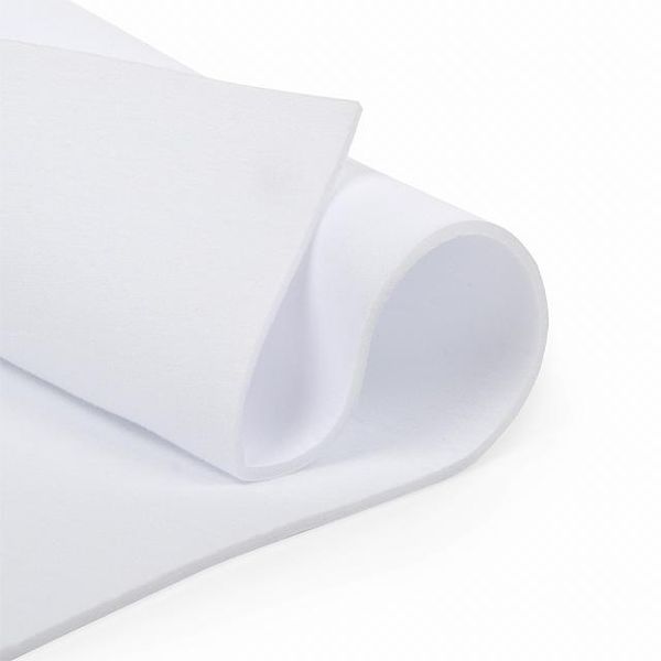 Бельевой поролон ламинированный 3 мм, 001 белый, шир. 150 см, рул.20м