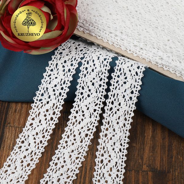 Кружево вязаное (тесьма) 25 мм, диз. 297, цв.02 белый, уп. 25 м, Kruzhevo