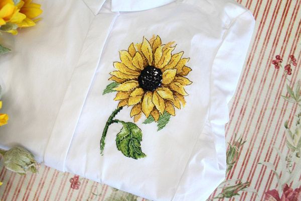 Набор для вышивания нитками МП Студия (Жар-птица), вышивка на одежде Цветок солнца, 15х10 см