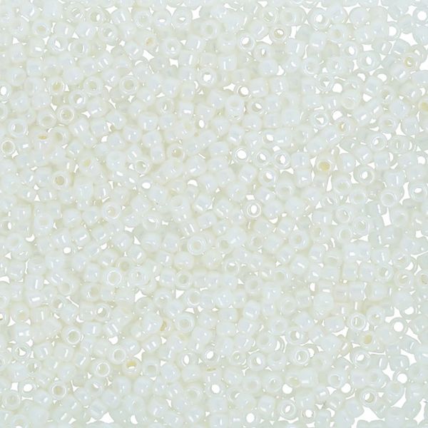 Бисер Toho 15/0 круглый (1.5 мм), 500 г, 0122 молочный/перл