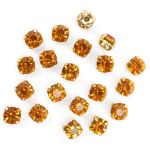 Хрустальные стразы в цапах круглые (золото) медовый 6х6мм, 20 шт/упак Astra&Craft, ЗЦ013НН66