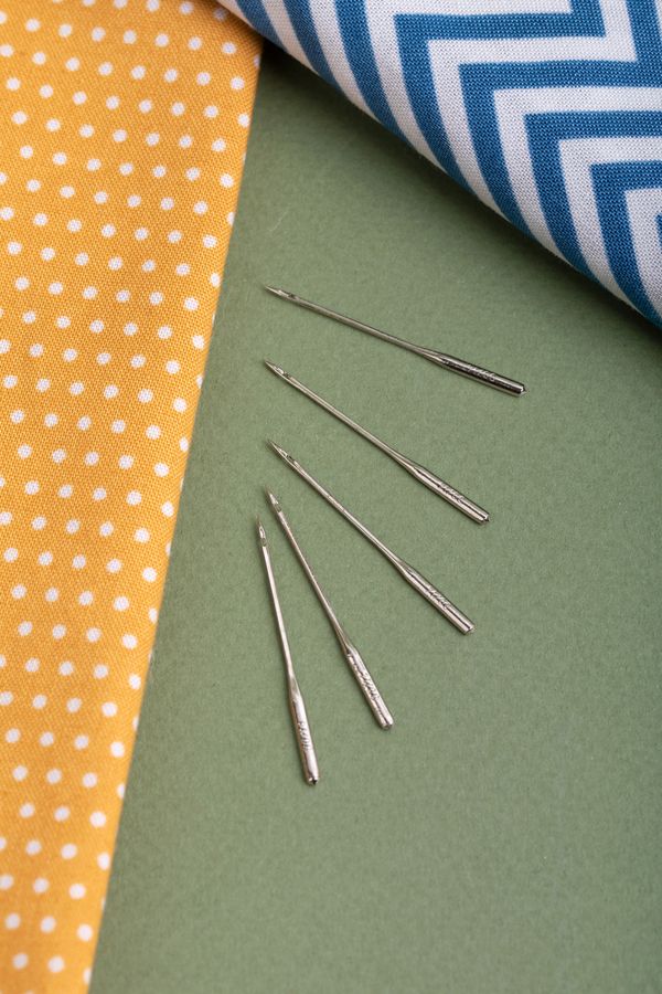 Иглы для швейных машин базовые универсальные 130/705 H, №70-100, 5 игл, Gamma NU-5 №70-100