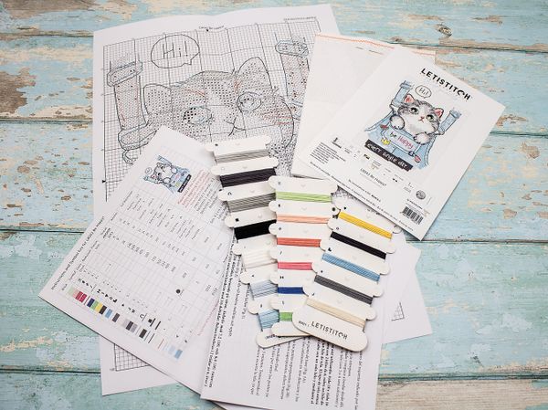 Набор для вышивания нитками LetiStitch, Будь счастлив 10х15 см