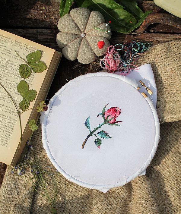 Набор для вышивания нитками Panna, Живая картина, Розовый бутон, 8х5,5 см