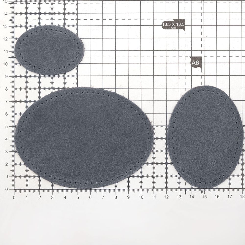 Набор заплаток пришивных из замши, овал 4х5,5см, 6х8,2см, 8х10,9см, с перфорацией, 3 шт (26 серый), 59404
