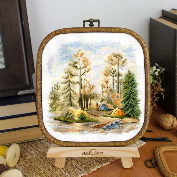 Набор для вышивания нитками МП Студия, В сосновом лесу 15х16см