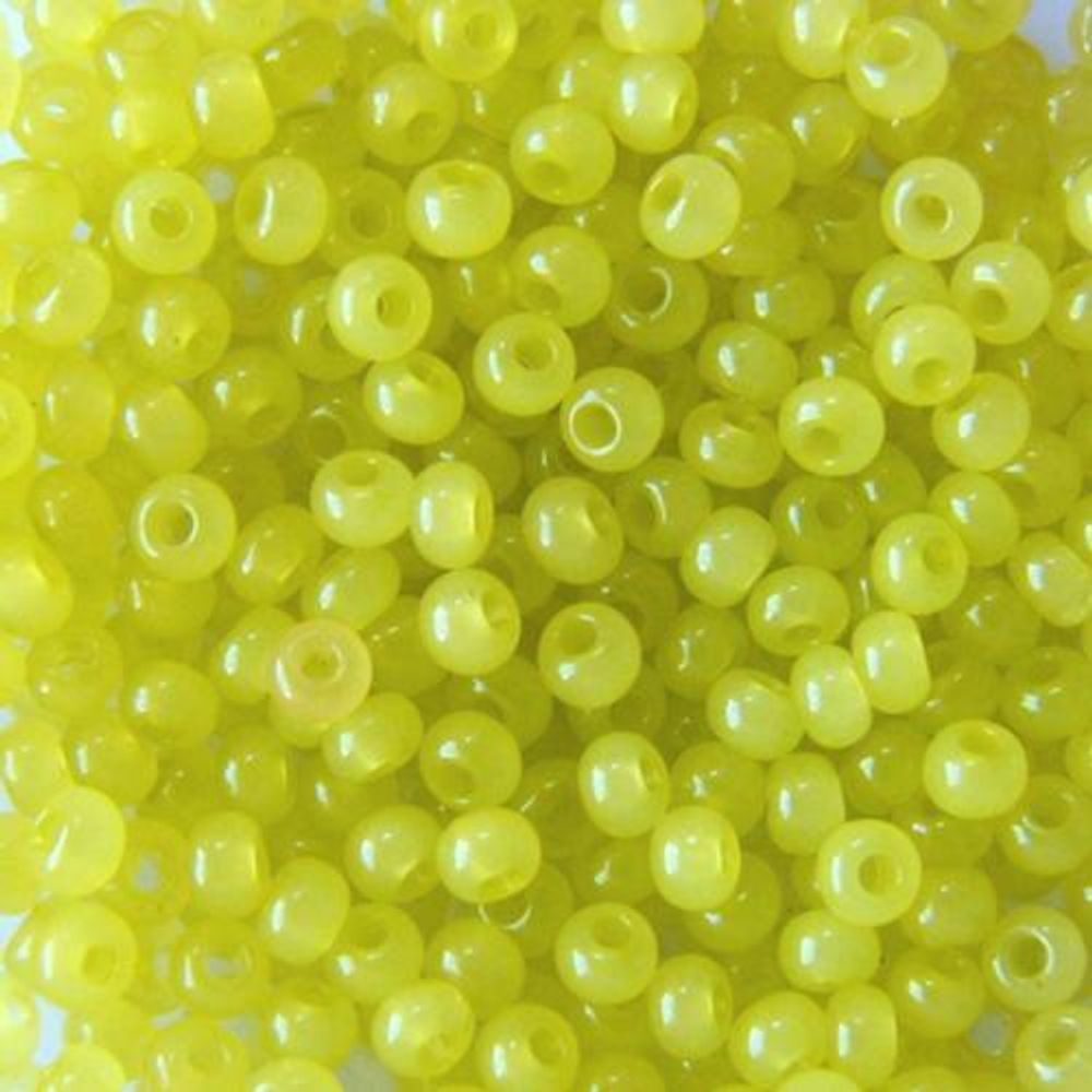 Бисер Preciosa алебастр окрашенный 10/0 (02153) круг.отв, 50 г