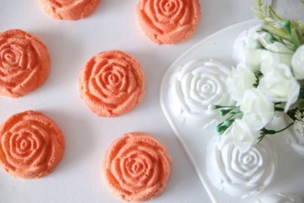 Форма силиконовая для пирожных 24.8х16.3х3 см, роза -6 ячеек, S-Chief SPC-0321