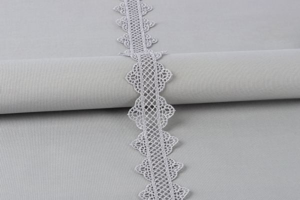 Кружево гипюр (плетёное) 35 мм / 10 м, GP017LGR св.серый, Gamma GGM-3505