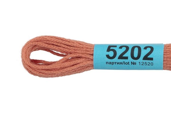 Мулине Gamma 100% хлопок, цв.5202 св.коричневый, 24 мотка по 8 метров