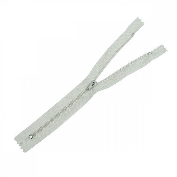 Молния спираль (витая) юбочная Т3 (3 мм) 1 зам., н/раз., 20 см, цв.F314 (302) св.серый уп.50 шт, Mzip