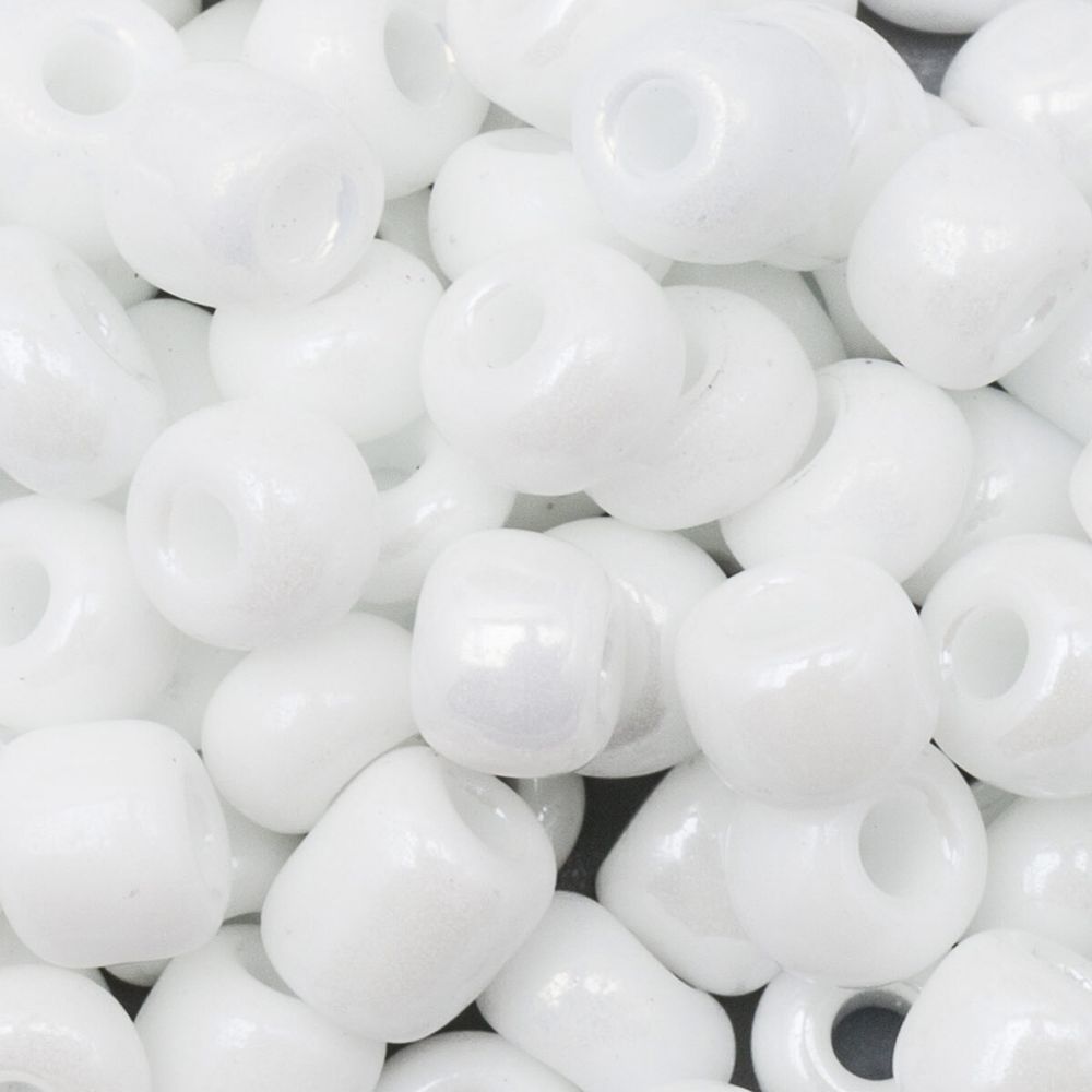 Бисер Astra&Craft 6/0 (4.1 мм), 150 г (10х15 г), цв. 121 белы