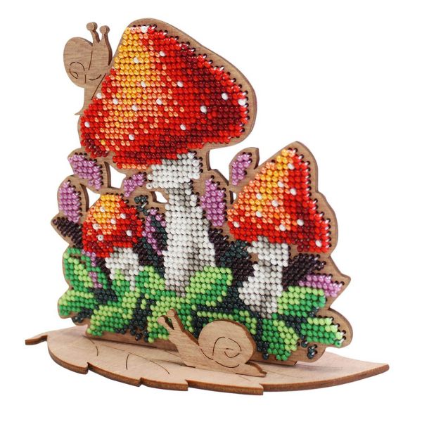 Набор для вышивания нитками МП Студия, Мухоморчики 12х13х6 см