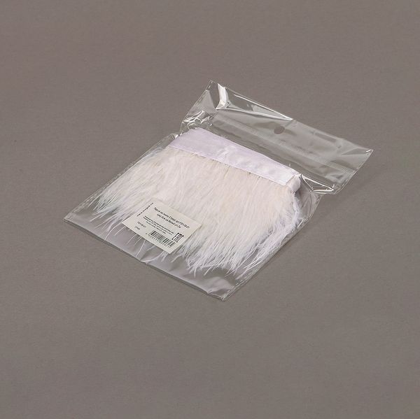 Перья на ленте Страус шир. 8 см, арт.FBY-08-01, цв.белый уп.2м