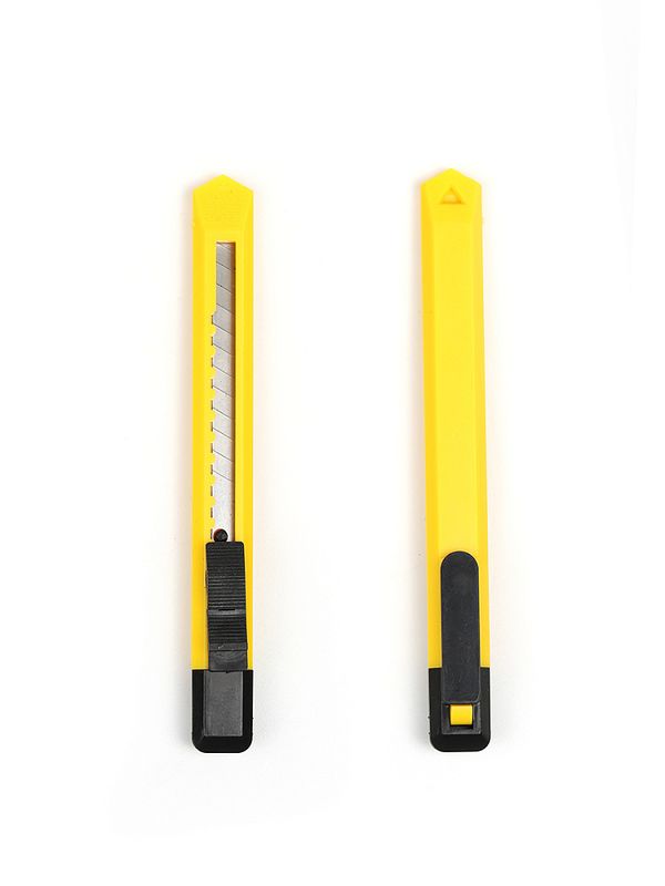 Нож канцелярский 09 мм, UN-9