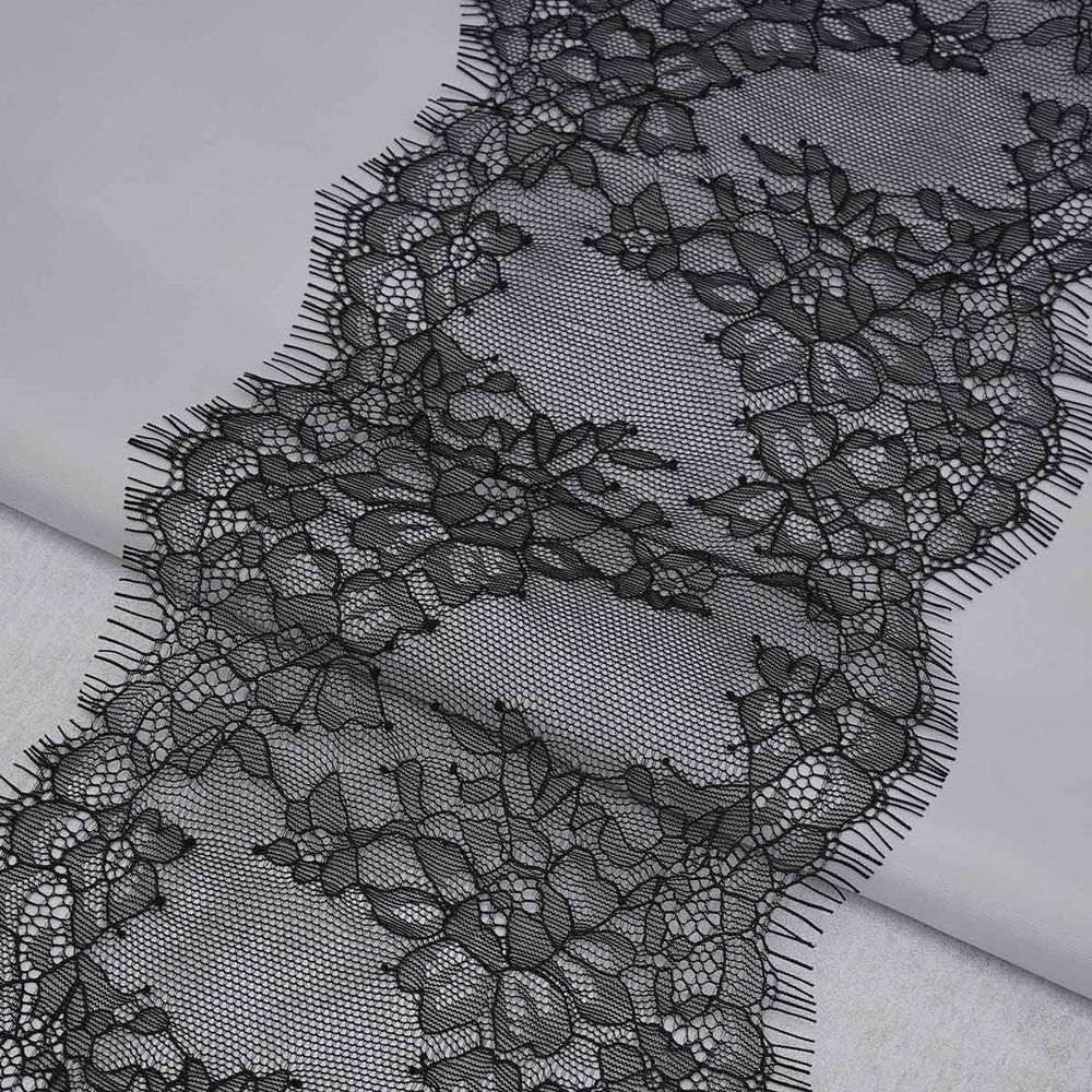 Кружево шантильи (реснички) 165 мм, / 3 метра, на сетке, черный