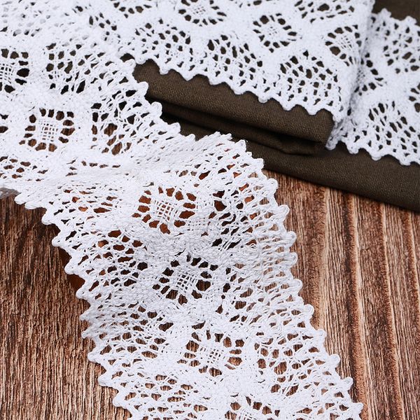 Кружево вязаное (тесьма) 75 мм, цв.белый, уп.10 м, Kruzhevo