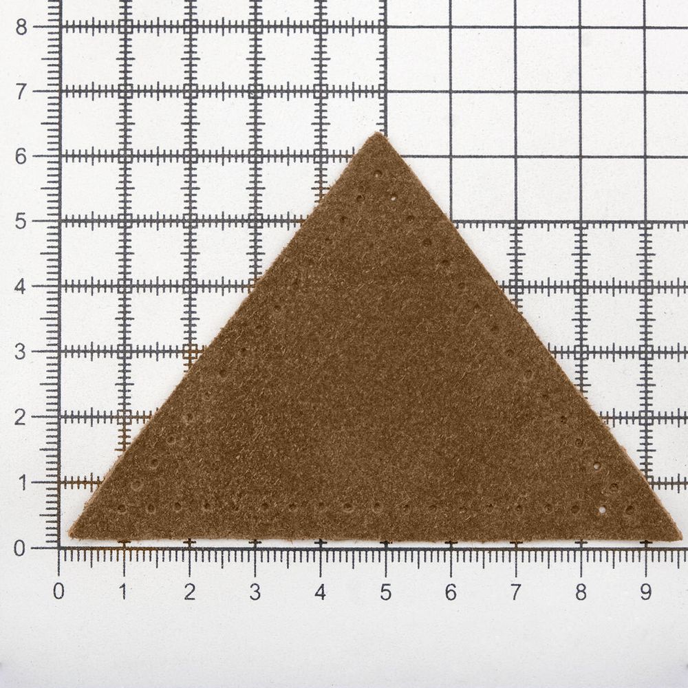 Заплатки пришивные из замши треугольник 8х8х8 см, с перфорацией, 2 шт, 32 кэмел, 59903