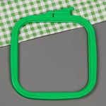 Пяльцы-рамка пластиковые 145х165 мм, Nurge NUR.170-12.5 цв.зеленый