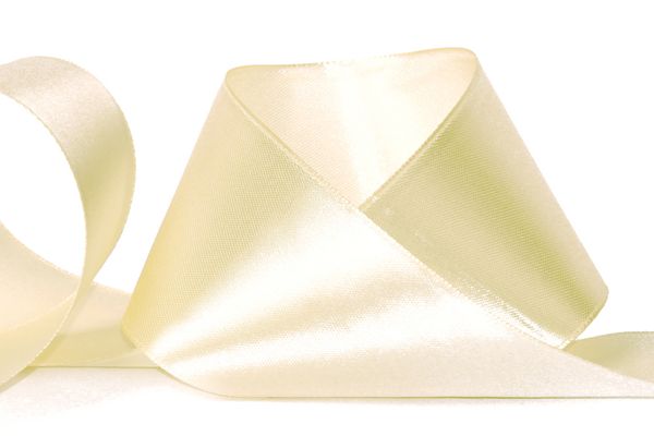 Лента атласная 1-сторонняя 50.0 мм / 33±2 метра, 009 св.желтый, Gamma