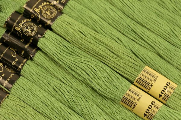 Мулине Ideal ТВ, 24 мотка по 8 метров, цв. 401