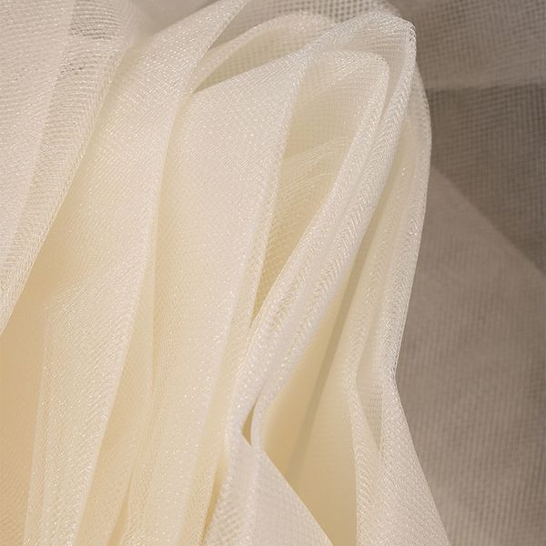 Фатин кристалл средней жесткости блестящий 300 см / 50 метров, K.TRM.004, цв.04