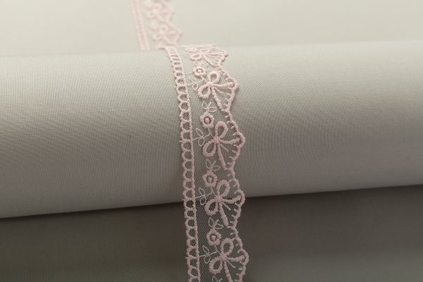 Кружево на сетке 28 мм / 10 м, розовый, Gamma GKM-2801M