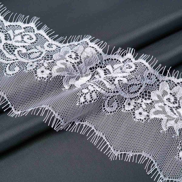 Кружево шантильи (реснички) на сетке 100 мм, белый, 3 метра, S090490