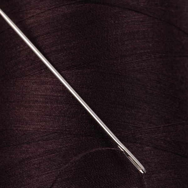 Нитки универсальные Nitka 40/2, 4570 м (5000 ярд) / 1 кат., 175 черно-бордовый