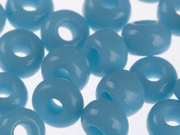 Бисер Preciosa 10/0 (2.3 мм), 50 г, непрозрачный, цв. 63030