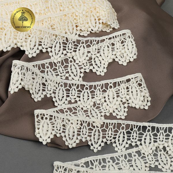 Кружево гипюр (плетёное) 40 мм, матовая нить, цв.02 молочный уп.13,71м, Kruzhevo