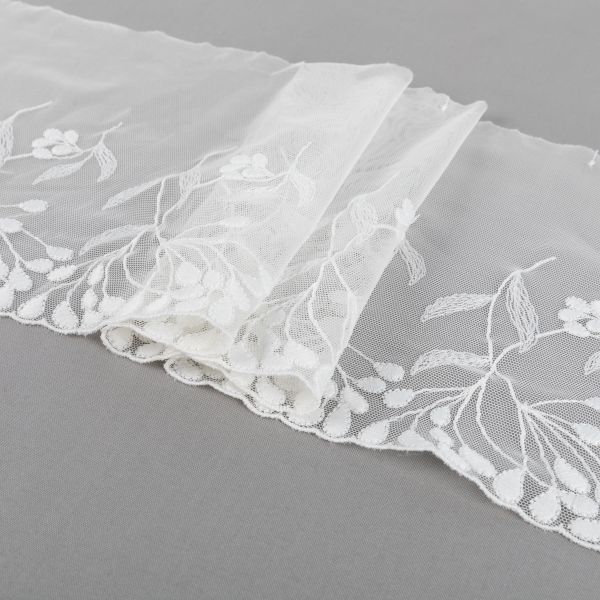 Кружево бельевое эластичное 190 мм / 3±0.2 метра, на сетке, Турция, экрю, Gamma GKME-19001