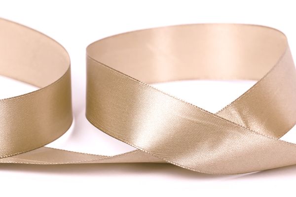 Лента атласная 1-сторонняя 25.0 мм / 33±2 метра, 093 бежевый, Gamma